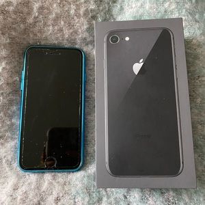 iPhone 8 Space Grey 64GB Unlocked!